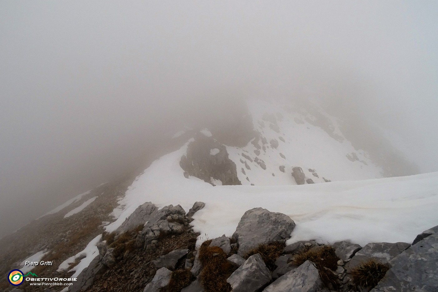 61 In cammino verso la vetta d'Arera.JPG -                                